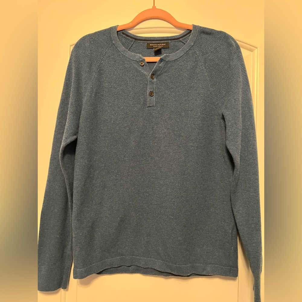 BANANA REPUBLIC blue waffle knit supina cotton long sleeve